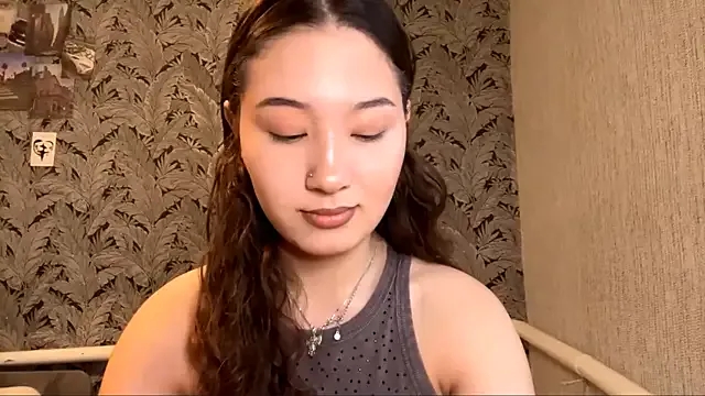 Sakuravice — Tease with my shirt/top