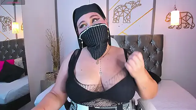 SalmaZaman —  hi sexy salma 