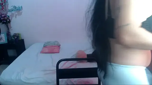 sam_sexyy1 — 2 finger in  pussy