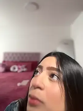 Samantha_e2 — Show pussy + spanking