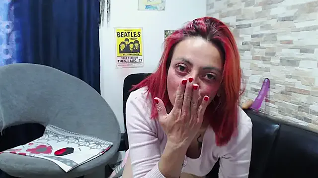 SamanthaSwan — Play with your tits