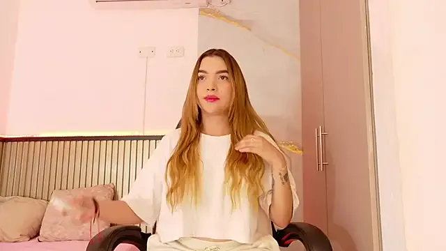 Sammy_Lovee — spank ass