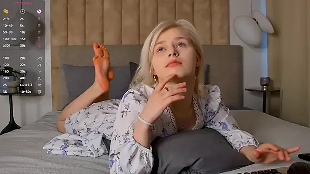 SandyShayes — look whats under that dress