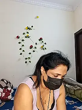 Saniya_Bhabhi — Boob oil