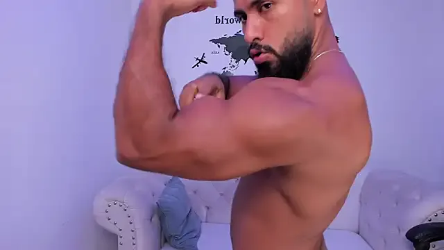 Santiago_huntt — play with my big cock