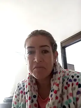 sara_peters_ — Show tits