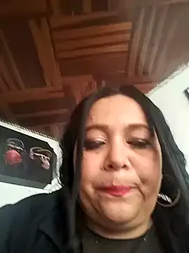 sara_pineros — Q Remove bra + sucks