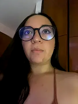 sara_roy04_ — PLAY WITH PUSSY FOR 3MN