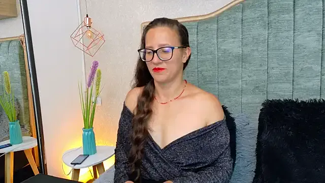 Saraa_Marrison_ — kiss near the camera