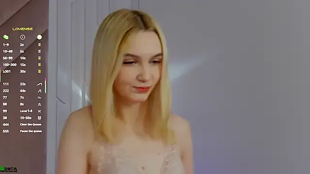 SaraHearts — Reverse cowgirl tease