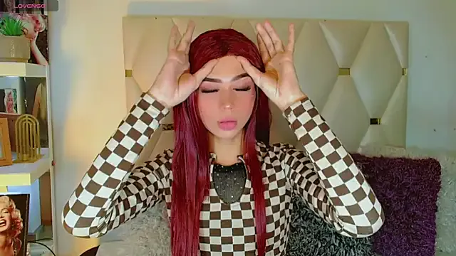 Sarahh-Sophia — SHOW CUM