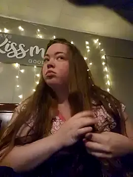SarahsPlayground417 — Fly my GF out for show!