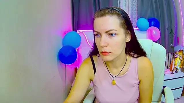 SaraLoritte — Topless