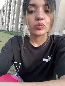 Sarita-candy — Naked and suck tits