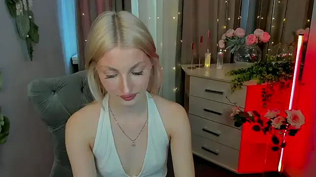 Sarrah_blush — Cream on my neckline