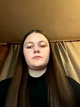 Sasha_Kitten — do you want to look at my wet pussy? 