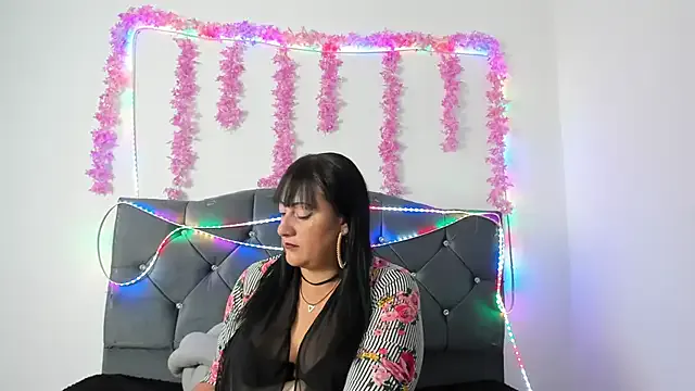 Sasha_Smith4 — Completely naked
