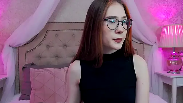 SashaMeow — softly squeeze boobs
