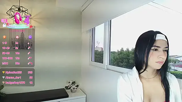 Sassy--Girl — Freechat on StripChat