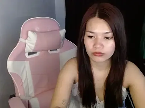 SassyRhonnaxxx — Make me Naked