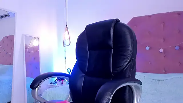 ScarletDesire_ — flash tits