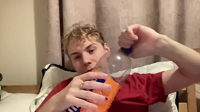 scottishtwink01 — get me naked