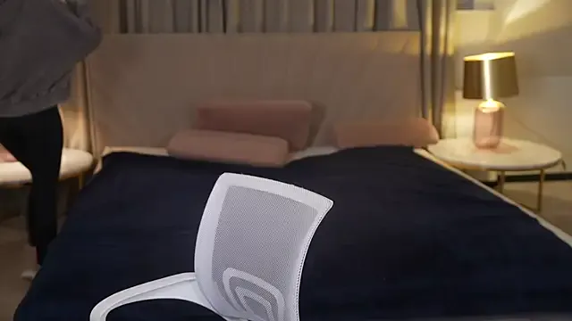 Selena_Glow — finger ass 1 girl
