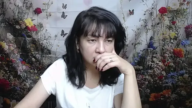 SelenaFly — your support = my pleasure