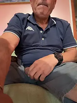 sempreilmio2 — Dai fammi sborrare!!