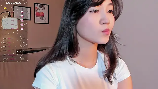 SeulBi — Show my bra strap
