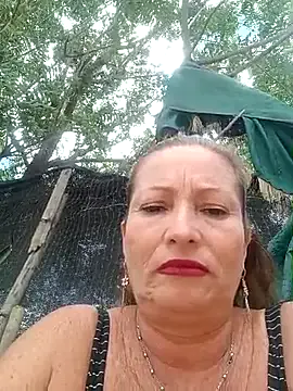 Sexy-Woman-Mature — Squirt