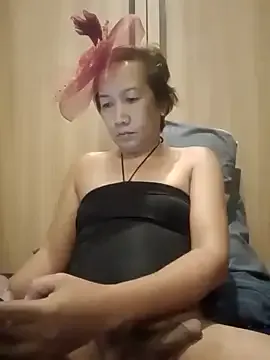SexyHotDHALE — selfsucking