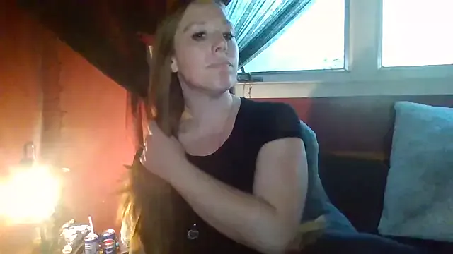 sexylittlered69 — Cum with me!<3