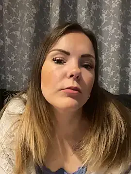 SexyLoLoUK — Strip tease 