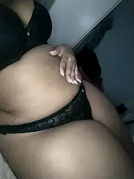 SexyThang-3 — Freechat on StripChat
