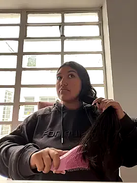 SharaRous — Rub Pussy Wet + 2Min control 
