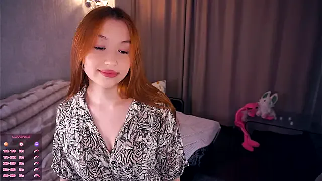 ShariTietge — Stand up, and show more my body