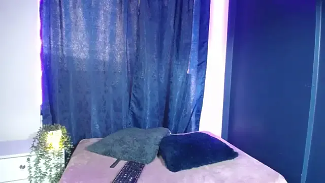 shiara_blake — bailar desnuda