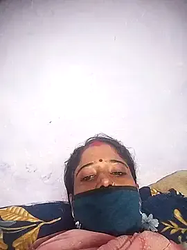 Shivani_224 — Freechat on StripChat