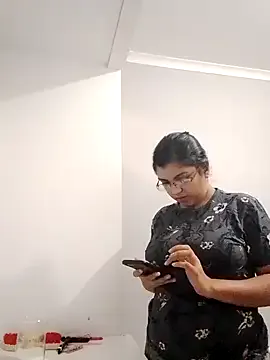 Shyspicy_pie — Freechat on StripChat