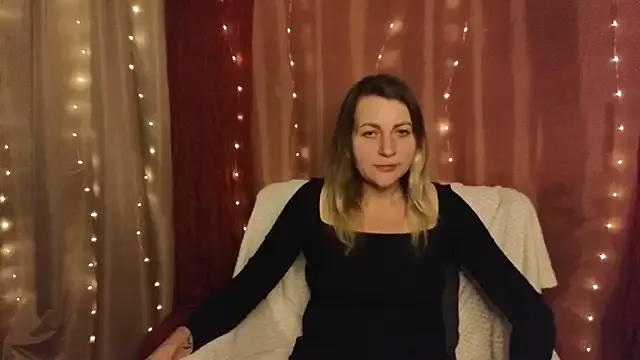 silvaraNoir — Cream play / sensual self-massage
