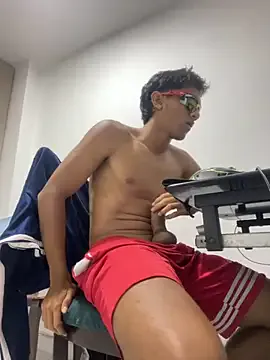 silverbody19 — Freechat on StripChat