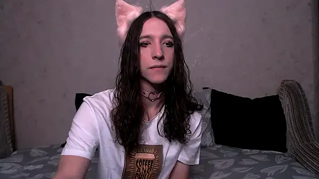 SilverMuse_ — Fully naked for 10 mins :0