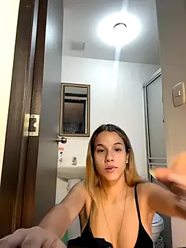 SkyWillow_Oficial — Naked
