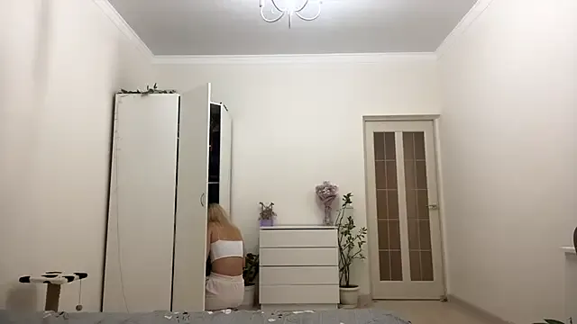 SlaggedForbear — Show the tongue