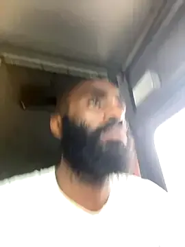 SlxmXBlxck — GET NAKED CUM in truck!!