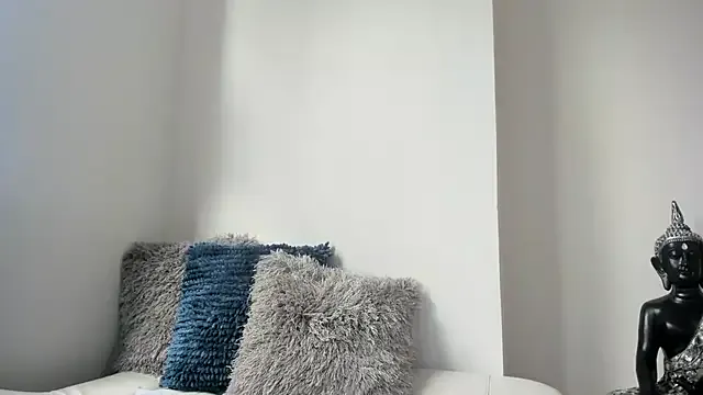 sofhia_daniels — show boobs