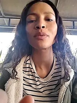 SofiaDelicia — anal plug in public