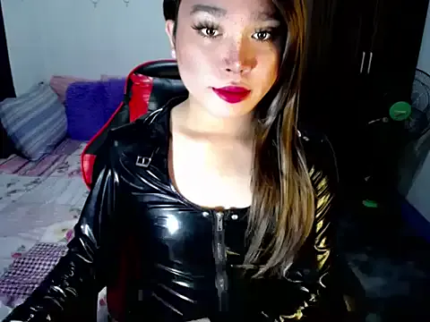 sofiathe1st — CUMSHOW