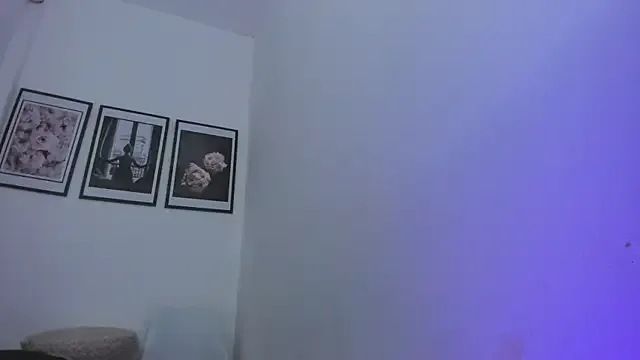 sofihill01 — show ass oli